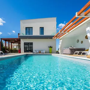 Olea With Heated Pool And Jacuzzi Villa Sukošan